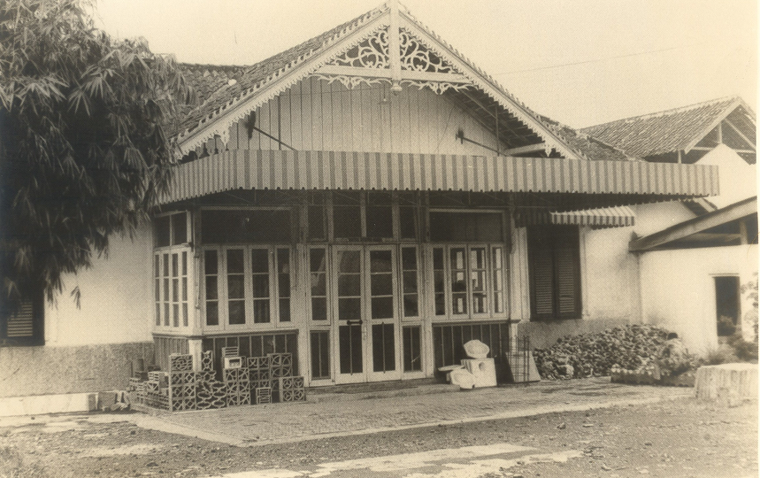 First Building At East Indies Training School 1