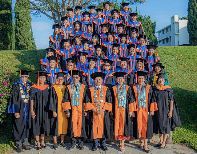 Wisuda FIK